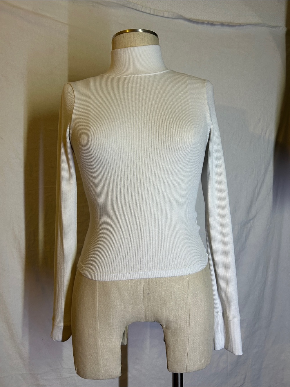 American Eagle Outfitters White Ribbed Mock Neck Long Sleeve Top
